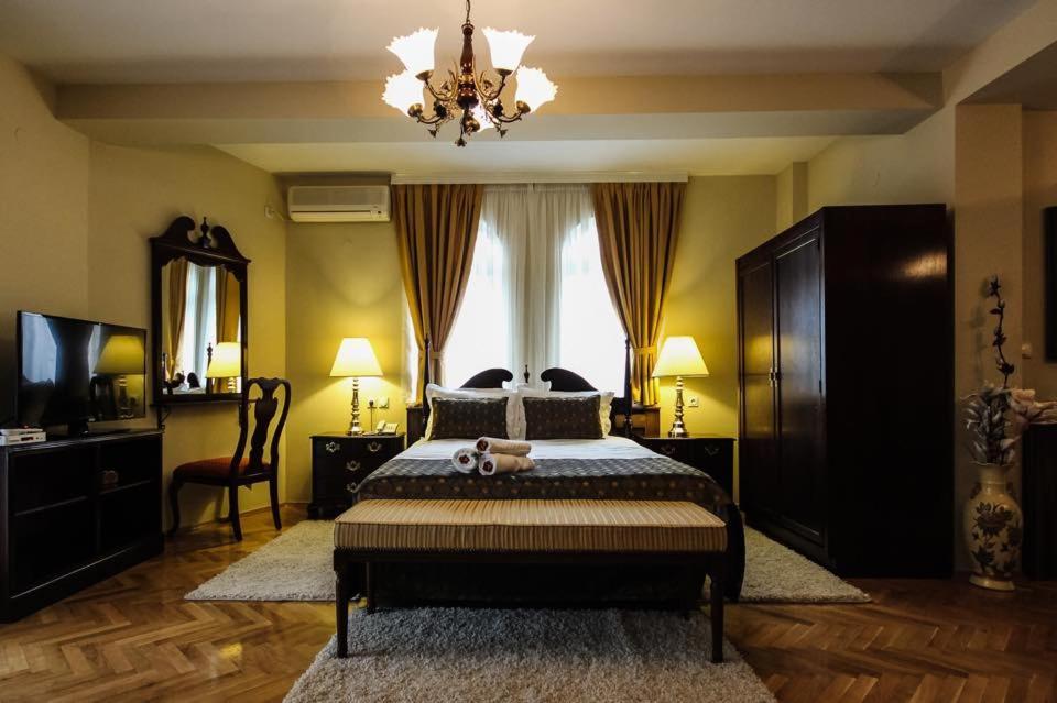 Hotel Villa Alexander สโกเปีย ภายนอก รูปภาพ